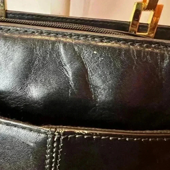 Mano Black Leather classic style shoulder bag - Picture 10 of 12